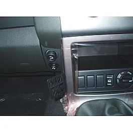 Dashmount 71040 Upper Console Mounting Bracket Nissan Navara 2006 > with Factory Nav Dashmount 71040 Upper Console Mounting Bracket Nissan Navara 2006 > with Factory Nav